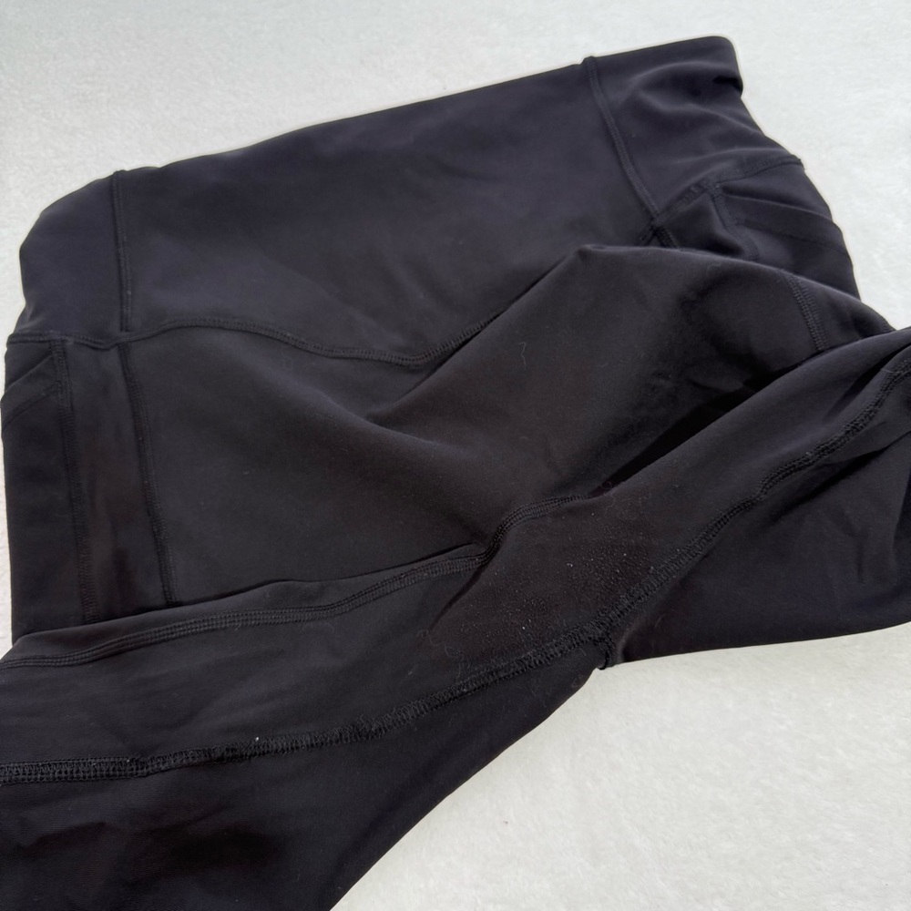 Lululemon All The Right Places Crop II Leggings *23" Size 8 in Black Activewear - Picture 11 of 13